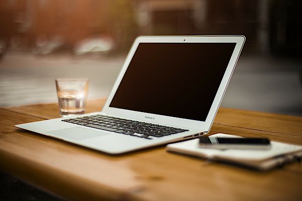 Google Blogger - Bloggen leicht gemacht csm_TILL.DE-Google-Blogger-Laptopbild_423862aeb0 Google Blogger - Bloggen leicht gemacht